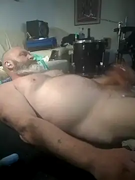 iambradz online show from 6, 11, 2025