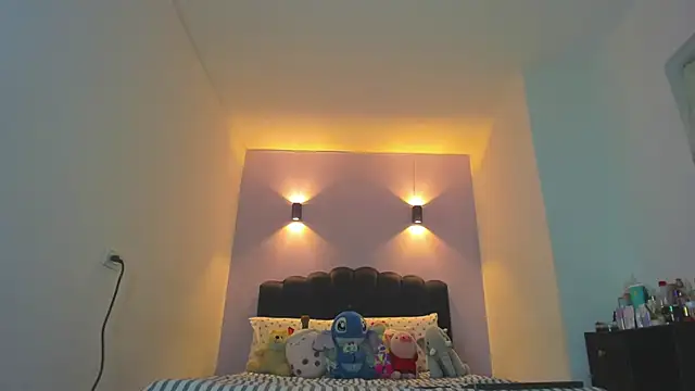 Sofia Clauss  online show from 19, 2, 2026