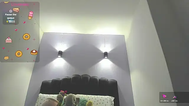 Snapshot of Sofia_Clauss_ chatting on 13, 11, 2025 Sofia Clauss online show from 13, 11, 2025