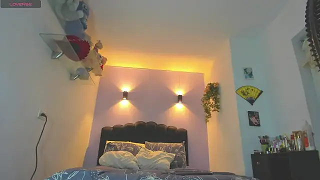 Sofia Clauss  online show from 12, 6, 2026