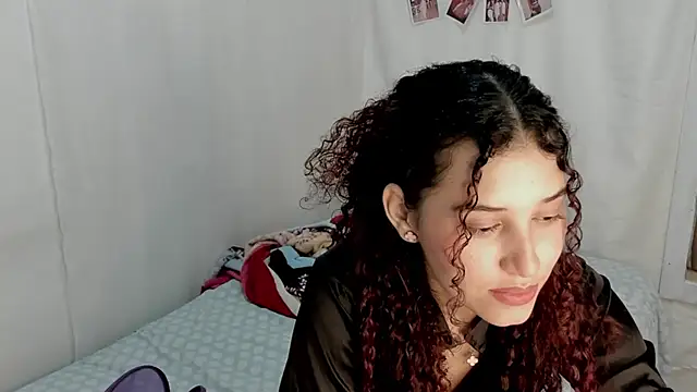 Snapshot of gabriela_duarte1 chatting on 12, 2, 2025 gabriela duarte1 online show from 12, 2, 2025