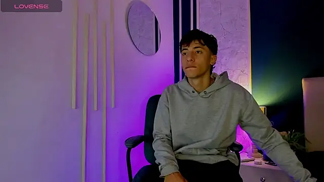 AlessandroDybala online show from 1, 3, 2025