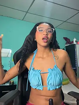 Snapshot of sensitive_brunette chatting on 12, 7, 2026 sensitive brunette online show from 12, 7, 2026