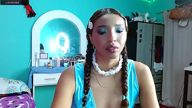 sensitive brunette online show from 12, 11, 2025