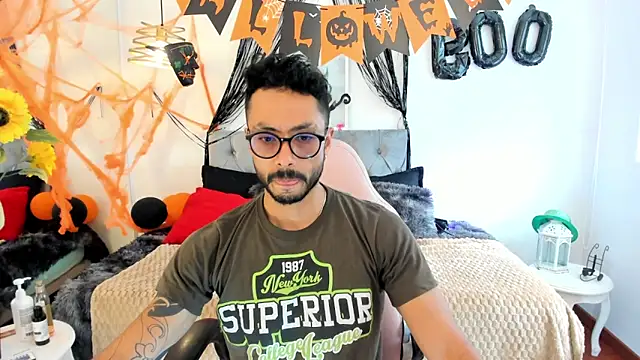 Snapshot of Tom_cooper_ chatting on 30, 10, 2025 Tom cooper online show from 30, 10, 2025