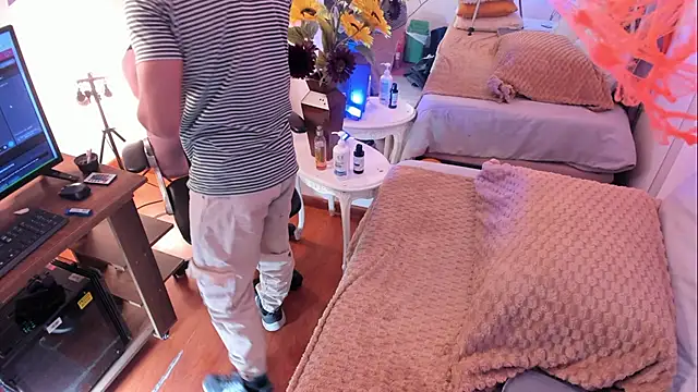 Snapshot of Tom_cooper_ chatting on 21, 10, 2025 Tom cooper online show from 21, 10, 2025