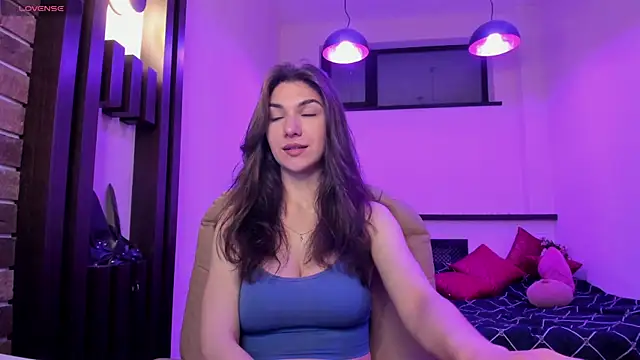 MonicaVii online show from 17, 5, 2026
