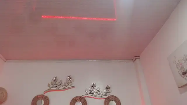 candy lux  online show from 30, 11, 2025