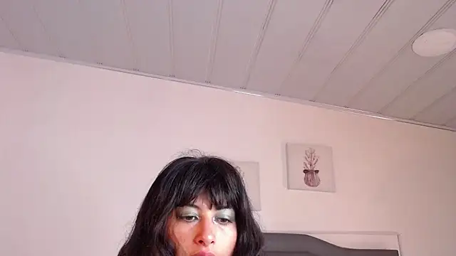 candy lux  online show from 28, 2, 2025