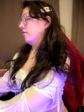 emigooflordXD online show from 5, 12, 2024