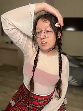 emigooflordXD online show from 10, 10, 2025