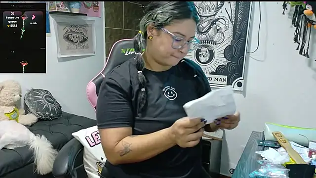 mollyshake1 online show from 10, 11, 2025