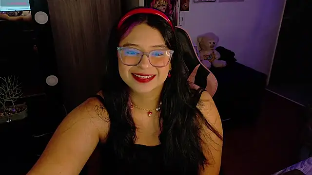 Snapshot of mollyshake1 chatting on 10, 5, 2026 mollyshake1 online show from 10, 5, 2026