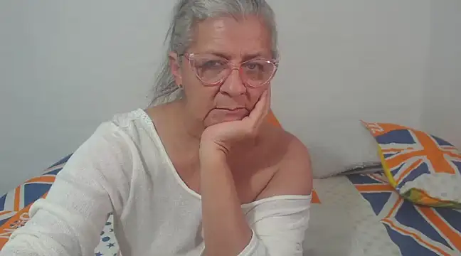 candy mature  online show from 24, 2, 2025