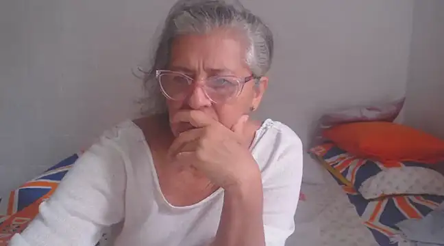 candy mature  online show from 24, 2, 2025