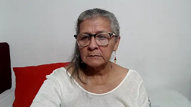 Snapshot of candy_mature_ chatting on 20, 5, 2026 candy mature online show from 20, 5, 2026