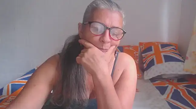 candy mature  online show from 26, 2, 2025