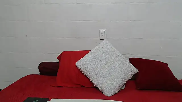 candy mature  online show from 30, 10, 2025