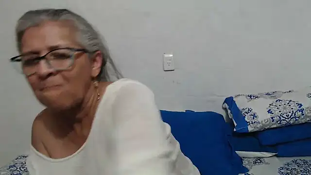 candy mature  online show from 16, 11, 2025