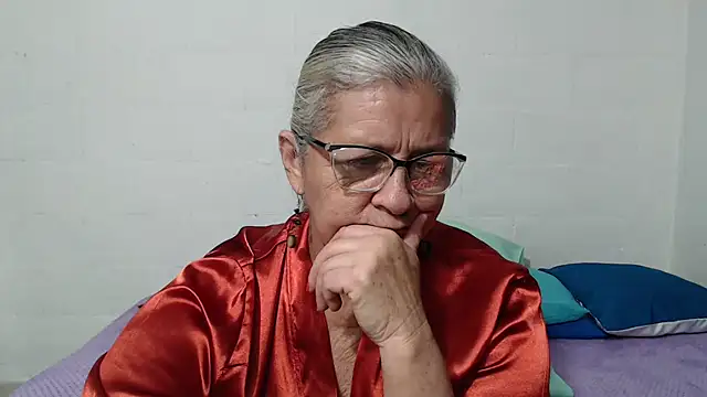 candy mature  online show from 9, 9, 2025