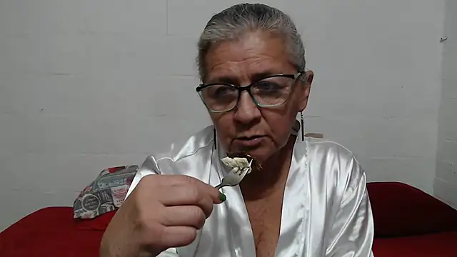 candy mature  online show from 8, 10, 2025