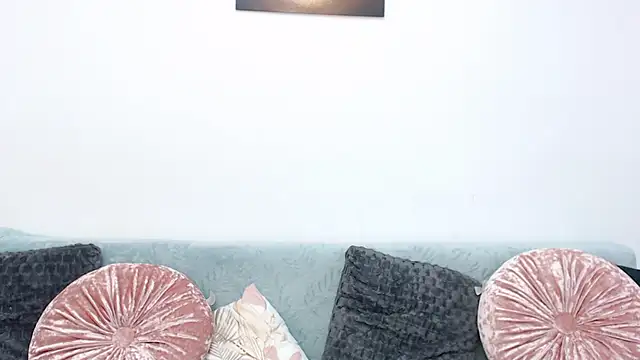 Snapshot of RebecaMur chatting on 17, 9, 2025 RebecaMur online show from 17, 9, 2025