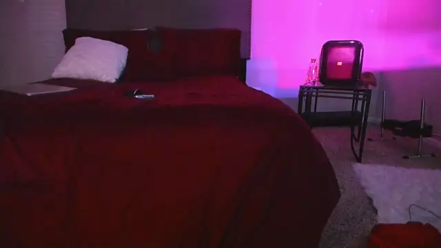 yiauana online show from 19, 11, 2025