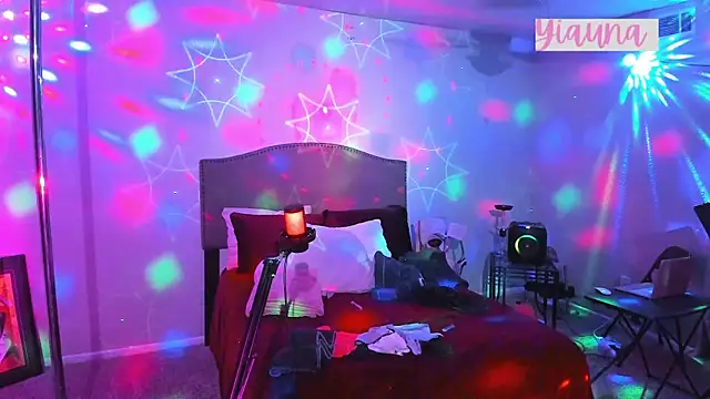 yiauana online show from 22, 11, 2025