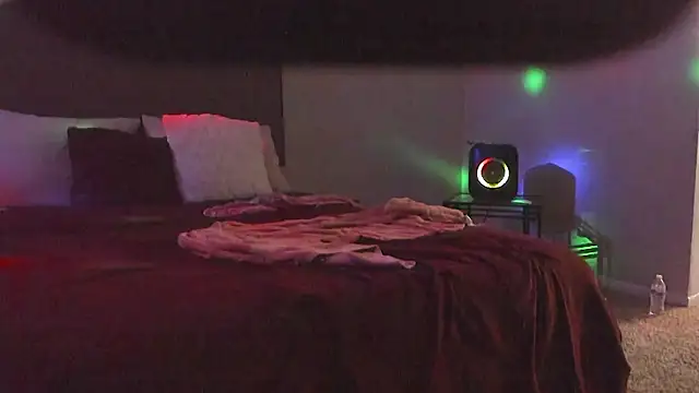 yiauana online show from 24, 2, 2026