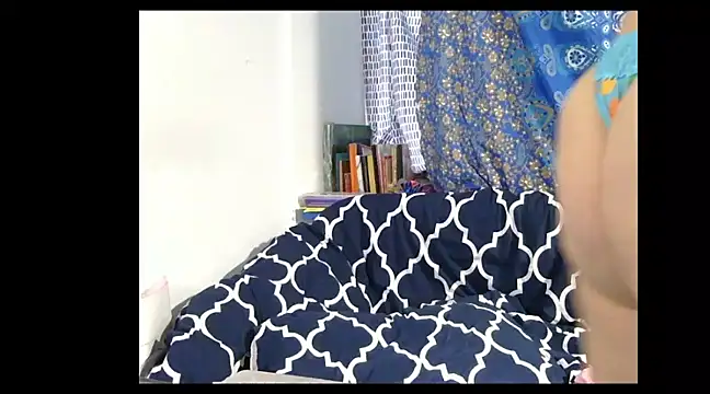 Snapshot of HeyyImHarlowe chatting on 12, 1, 2025 HeyyImHarlowe online show from 12, 1, 2025