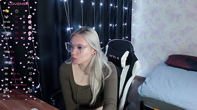 VikaPowers online show from 29, 1, 2025