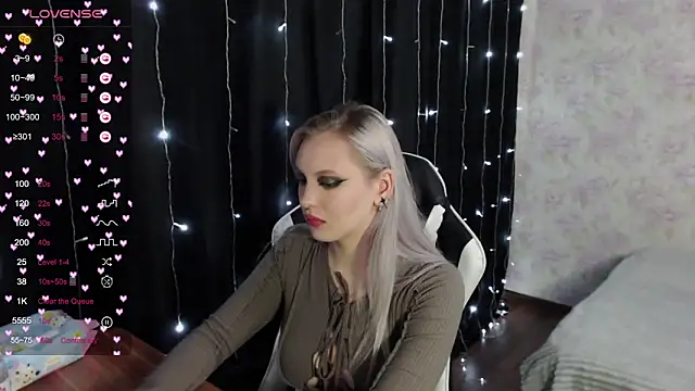 VikaPowers online show from 1, 3, 2025