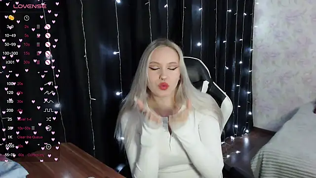 VikaPowers online show from 8, 3, 2025