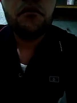 Snapshot of crowten chatting on 15, 12, 2025 crowten online show from 15, 12, 2025