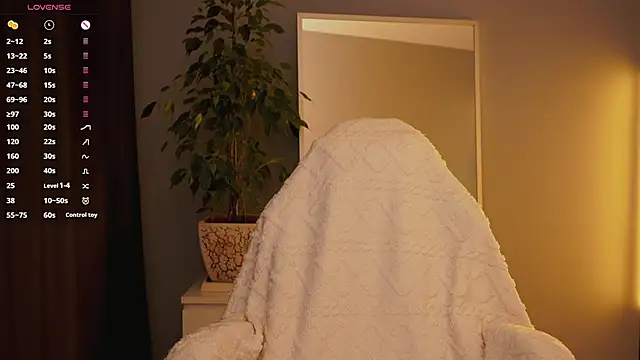 Ester Hill online show from 25, 11, 2025