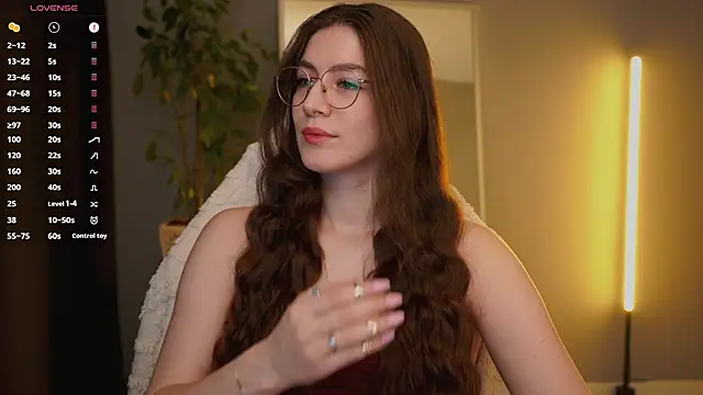 Ester Hill online show from 11, 3, 2026