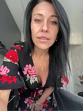 CuteNata online show from 9, 10, 2025