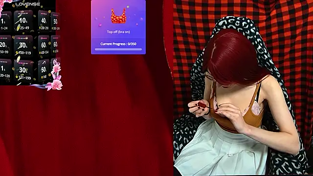 Snapshot of ElliMoor chatting on 26, 9, 2025 ElliMoor online show from 26, 9, 2025