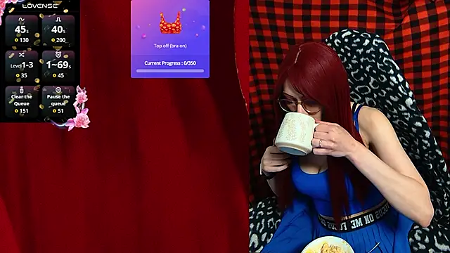 Snapshot of ElliMoor chatting on 24, 9, 2025 ElliMoor online show from 24, 9, 2025