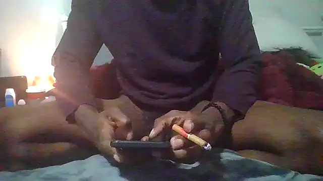 Snapshot of razzynolight chatting on 19, 12, 2025 razzynolight online show from 19, 12, 2025