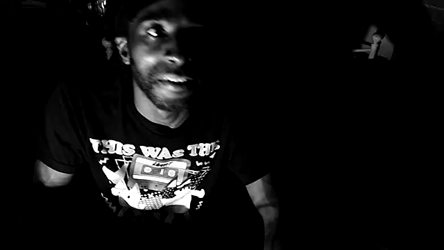 Snapshot of razzynolight chatting on 16, 4, 2026 razzynolight online show from 16, 4, 2026