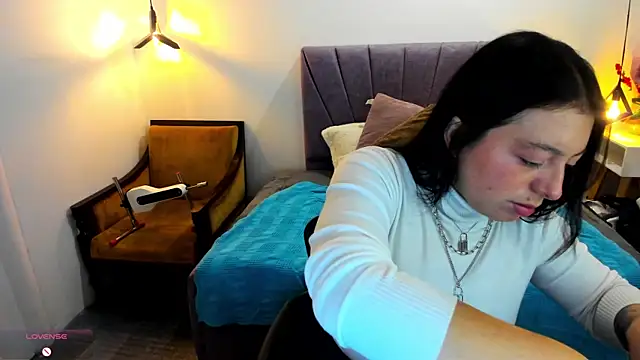 Snapshot of MiaWils_ chatting on 3, 6, 2026 MiaWils online show from 3, 6, 2026