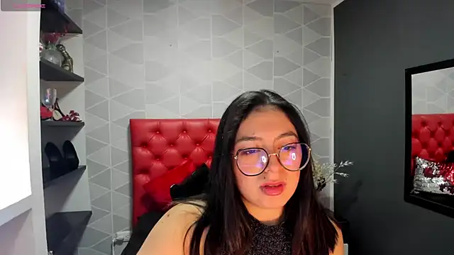 Snapshot of MiaWils_ chatting on 6, 3, 2025 MiaWils online show from 6, 3, 2025