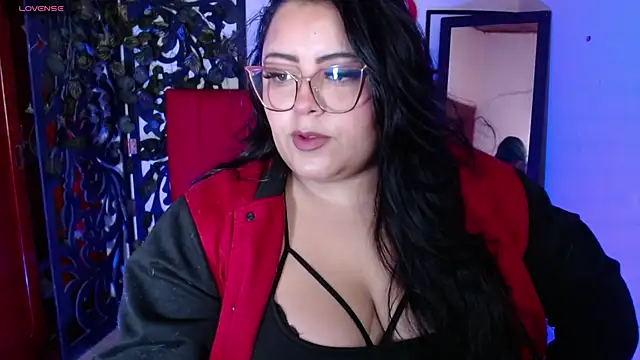 Snapshot of moon_sunflower chatting on 4, 11, 2025 moon sunflower online show from 4, 11, 2025