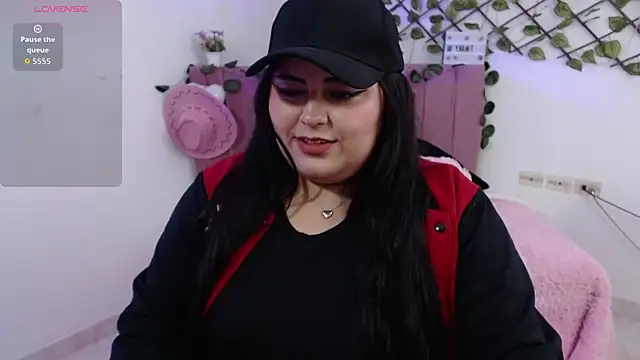 Snapshot of moon_sunflower chatting on 12, 11, 2025 moon sunflower online show from 12, 11, 2025