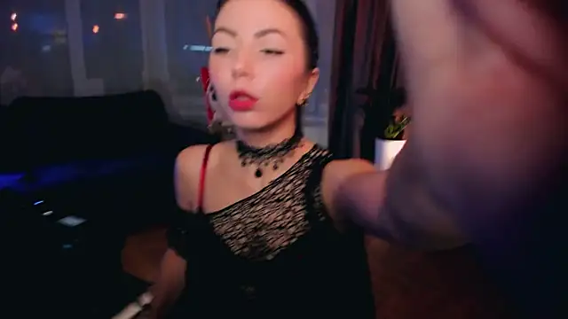 Snapshot of Love_Lines chatting on 1, 5, 2026 Love Lines online show from 1, 5, 2026
