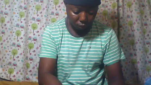 Snapshot of little__joy chatting on 7, 5, 2026 little joy online show from 7, 5, 2026