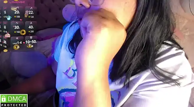 KittyHot20 online show from 14, 3, 2025