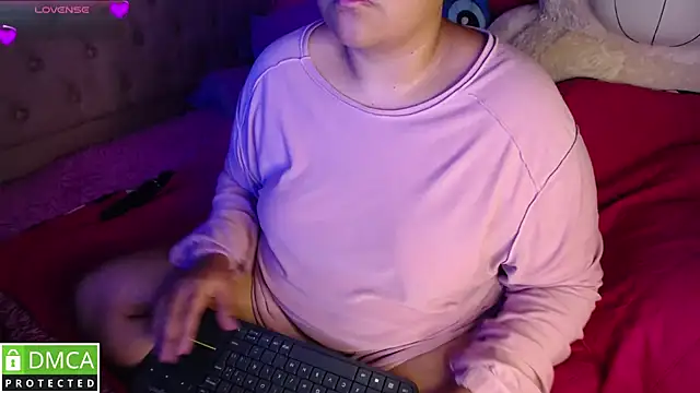 KittyHot20 online show from 10, 10, 2025