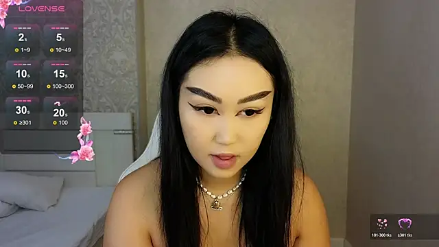 Snapshot of Diana_Moon_ chatting on 20, 7, 2026 Diana Moon online show from 20, 7, 2026